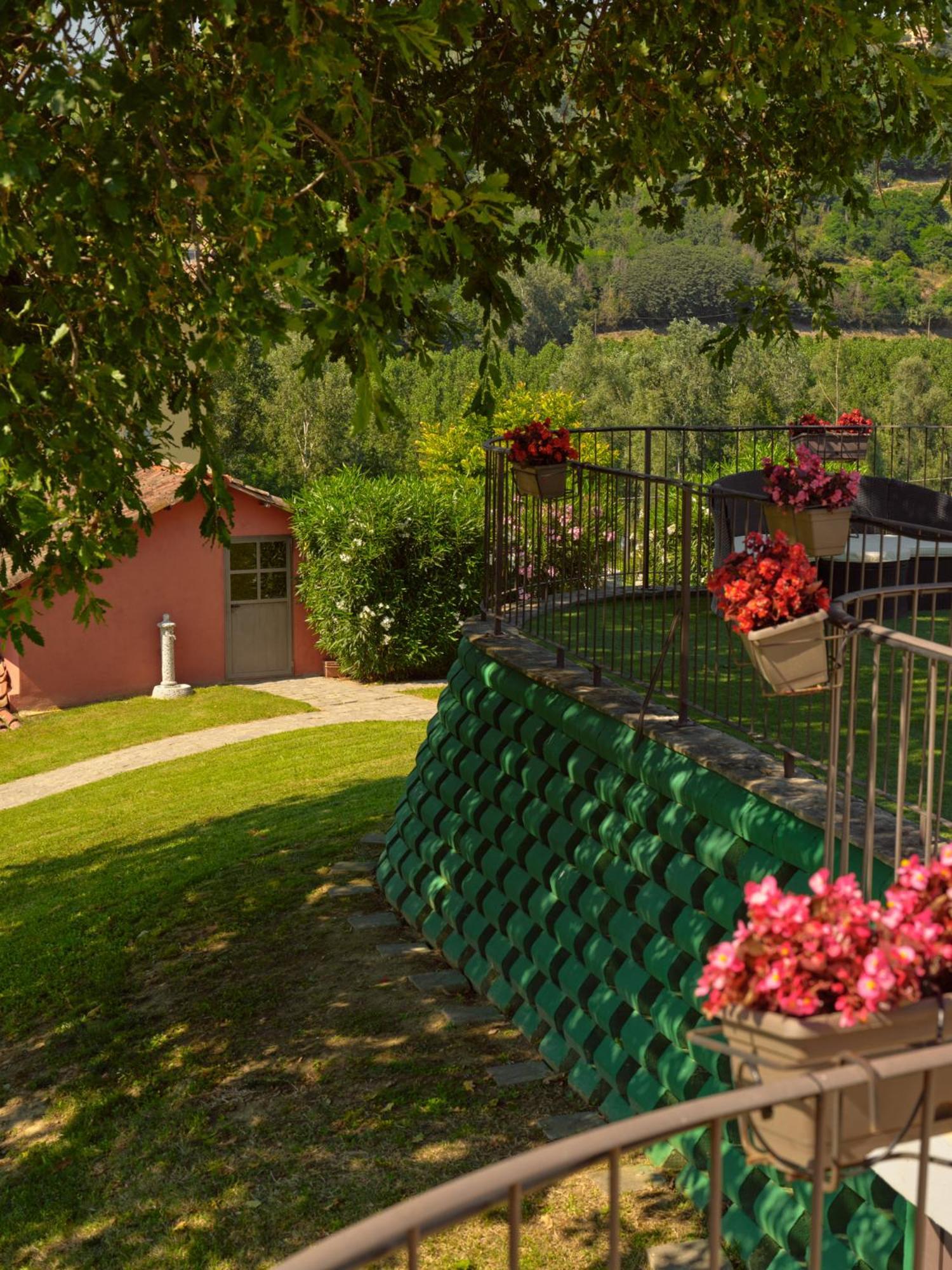 Vigna Dell'Acqua Villa Santo Stefano Belbo Exterior foto